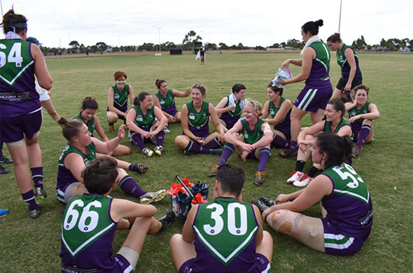 Renegades players take a breather during last weekend's hot conditions